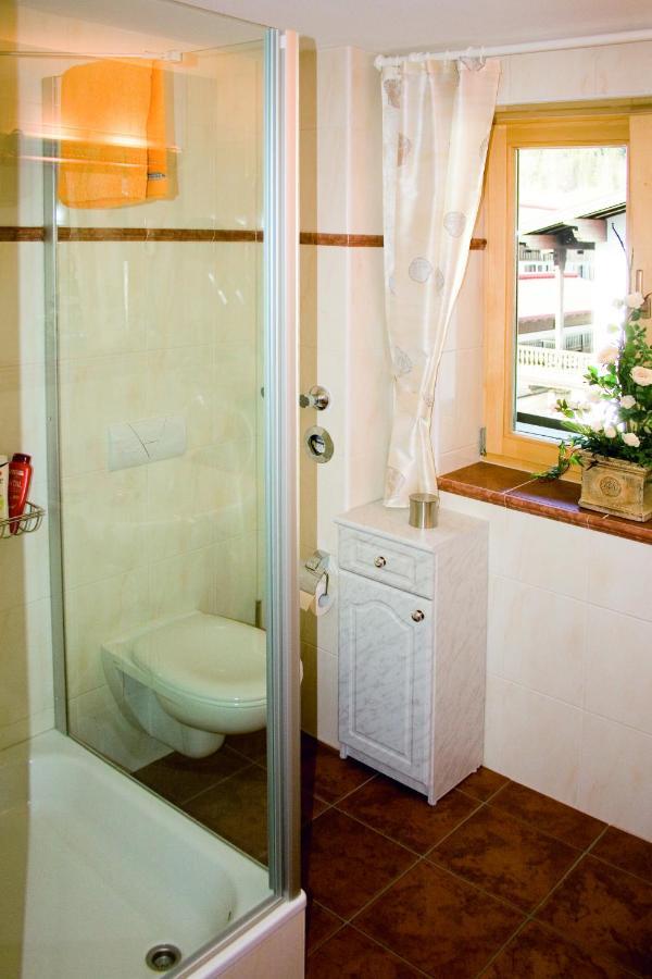 Ferienwohnung Kaiserin ไรท์อิมวิงเคอ ภายนอก รูปภาพ